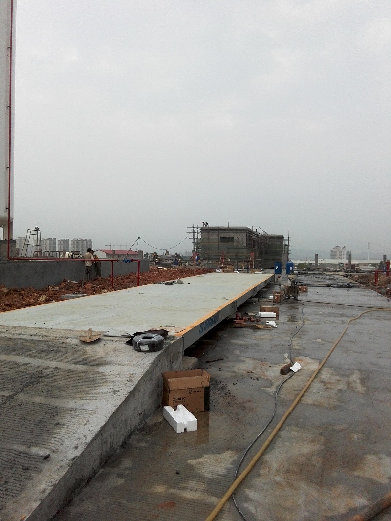 常德路橋建設集團有限公司3×12米地磅